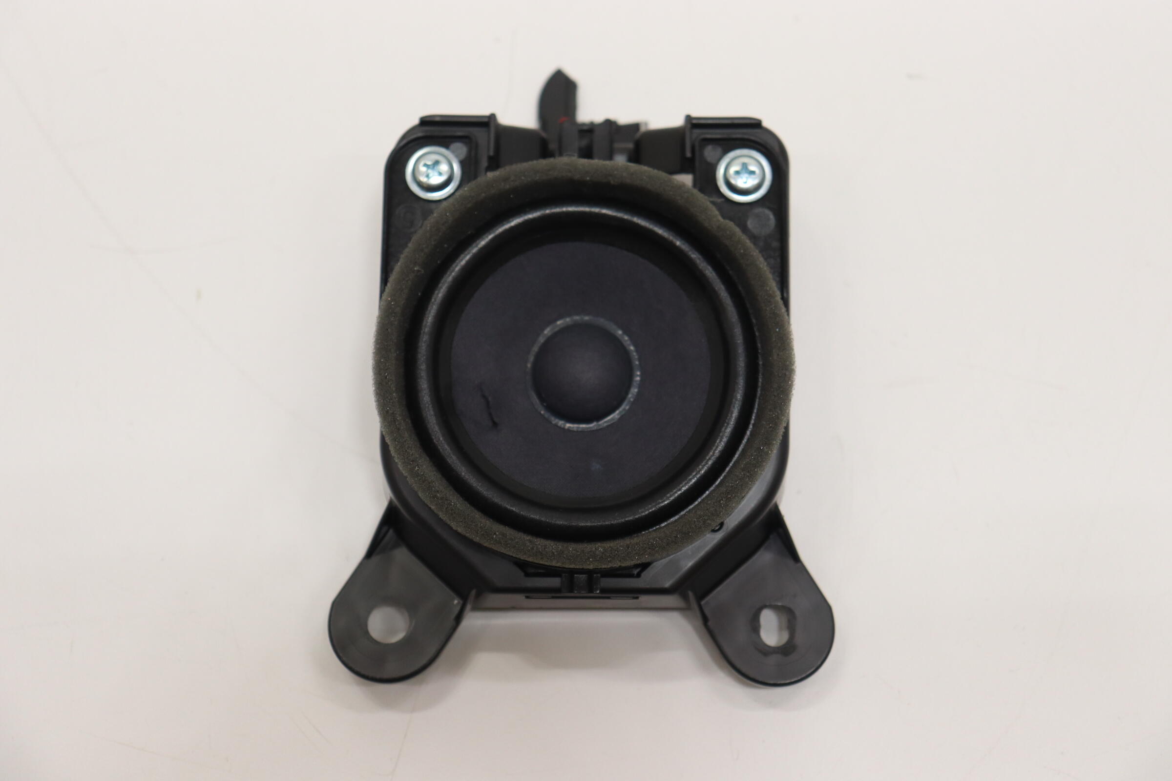 2019 - 2025 MAZDA 3 FRONT LEFT OR RIGHT SIDE DOOR SOUND SPEAKER